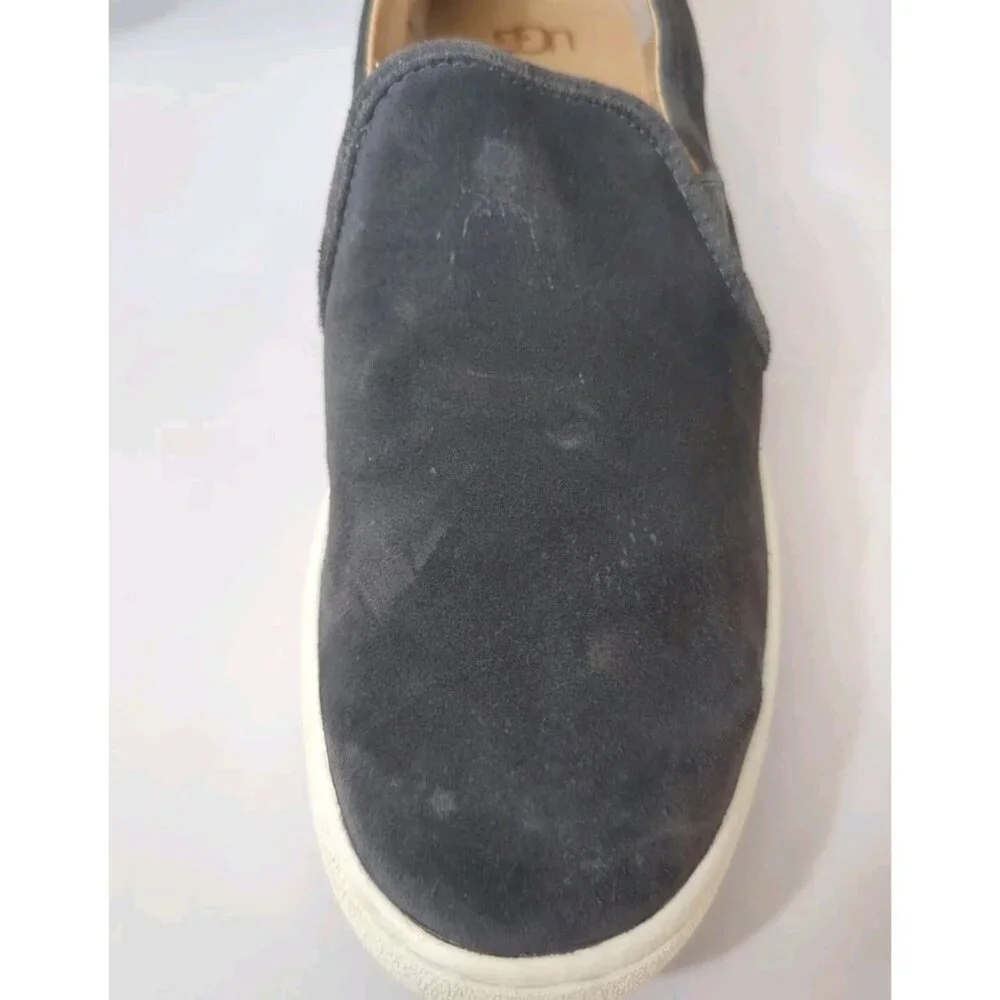 UGG Women’s‎ Size 10 Gray Suede Slip-On Shoes Pre-Owned Comfort Casuals